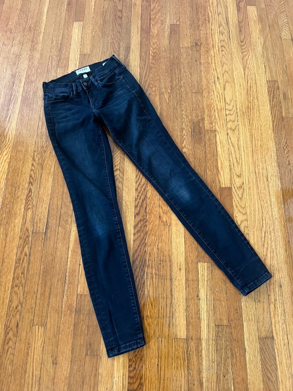 FRAME Le Skinny de Jeanne Manor Avenue Black Slim Stretch Jeans - Women's 24